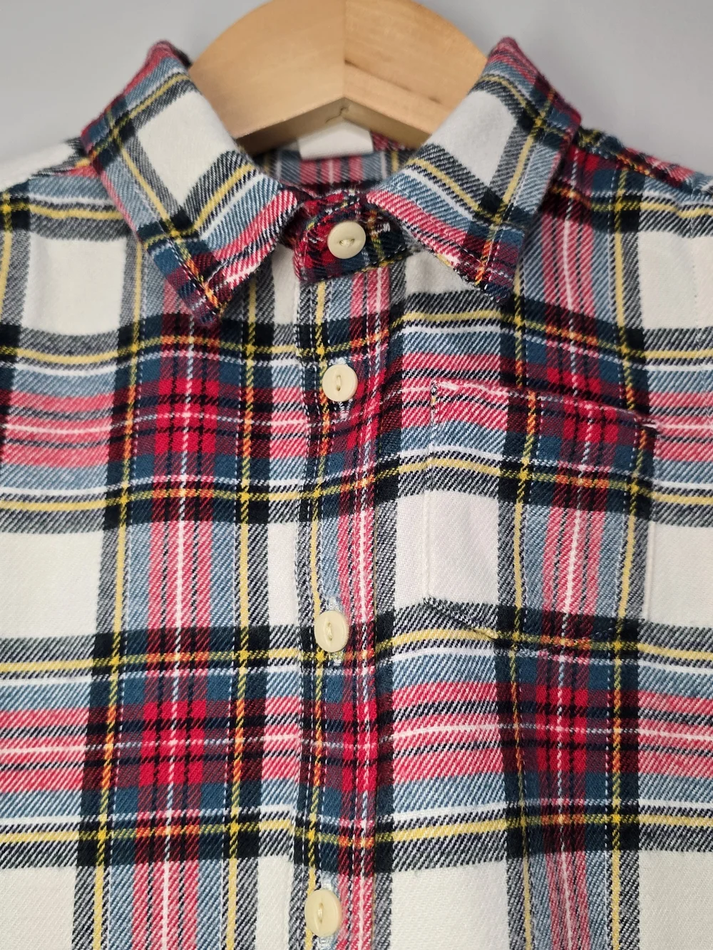 GAP Plaid Button-Down Shirt in White, Red & Blue,yellow Holiday Soft Cotton.